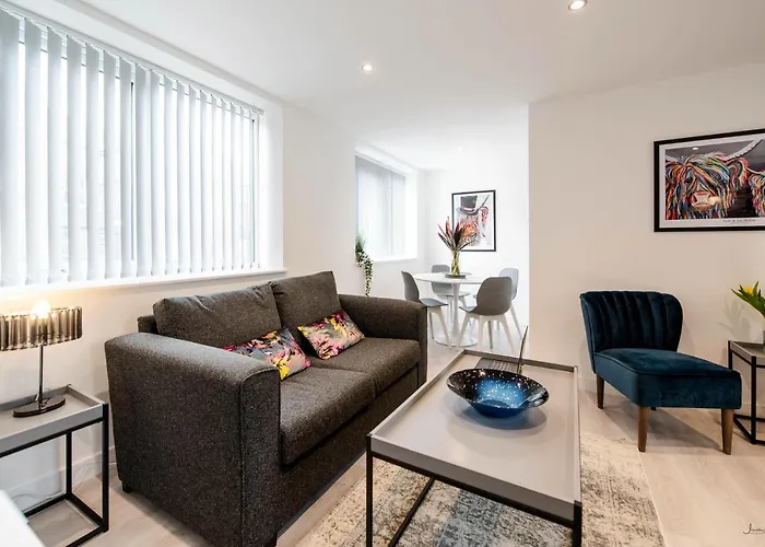 Charles Alexander Short Stay - Windmill House Apartments
