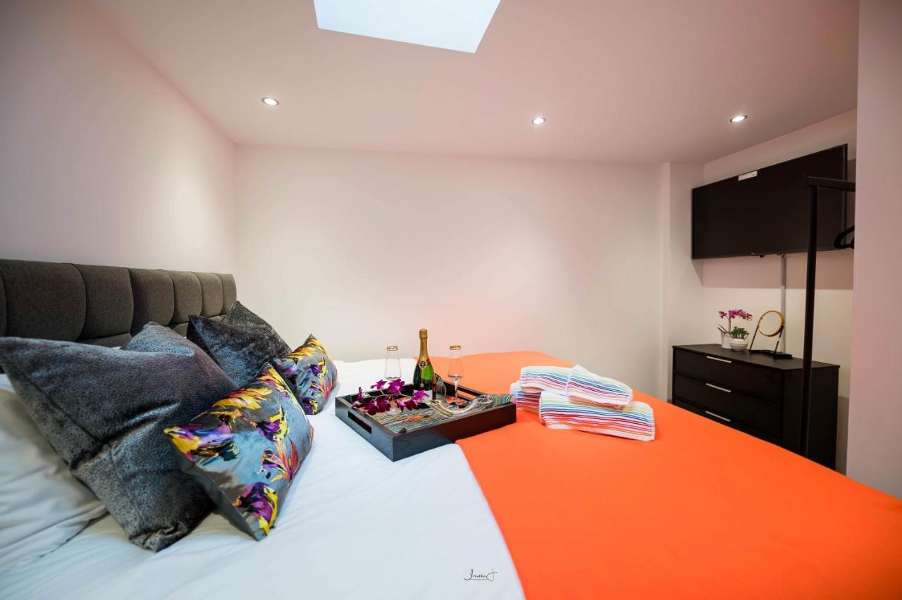 Charles Alexander Short - Windmill House Apartamento
